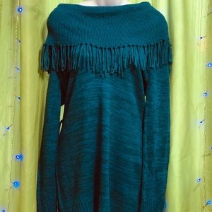 Sweater with fringe neck